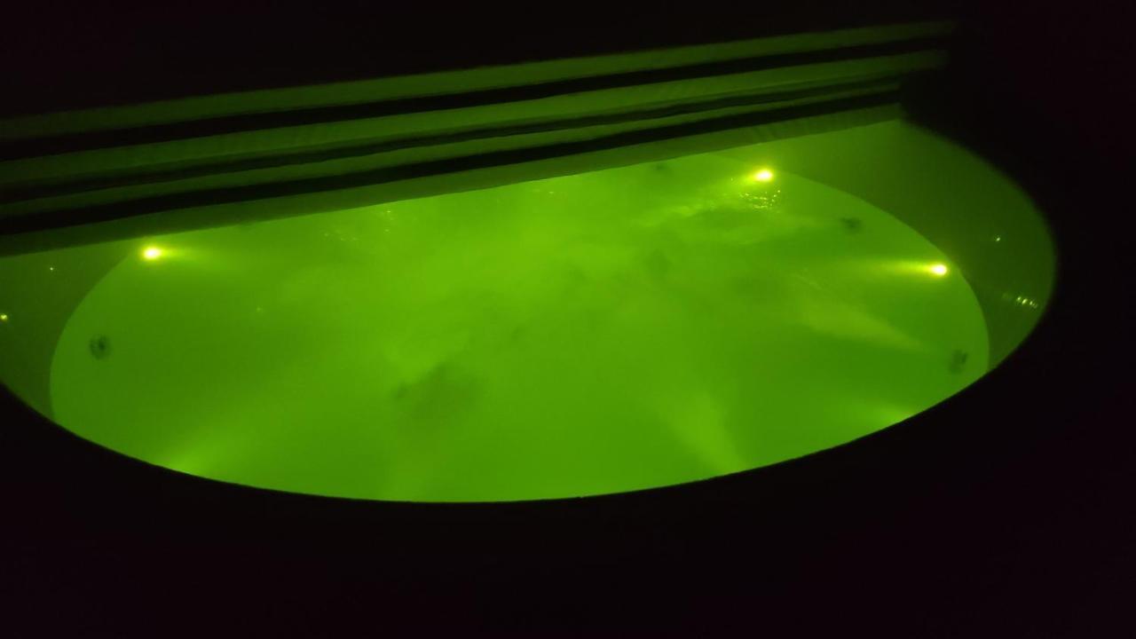 הוילה Staszow  Klimatyzacja, Balia, Jacuzzi Dobry Dom I מראה חיצוני תמונה